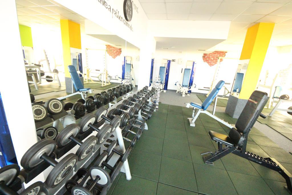 Menada Grand Kamelia Apartments Pantai Sunny Bagian luar foto