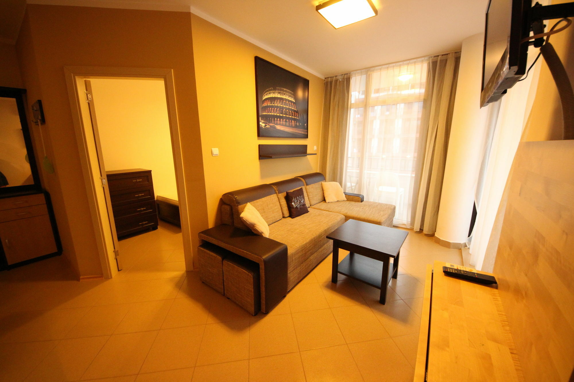 Menada Grand Kamelia Apartments Pantai Sunny Bagian luar foto